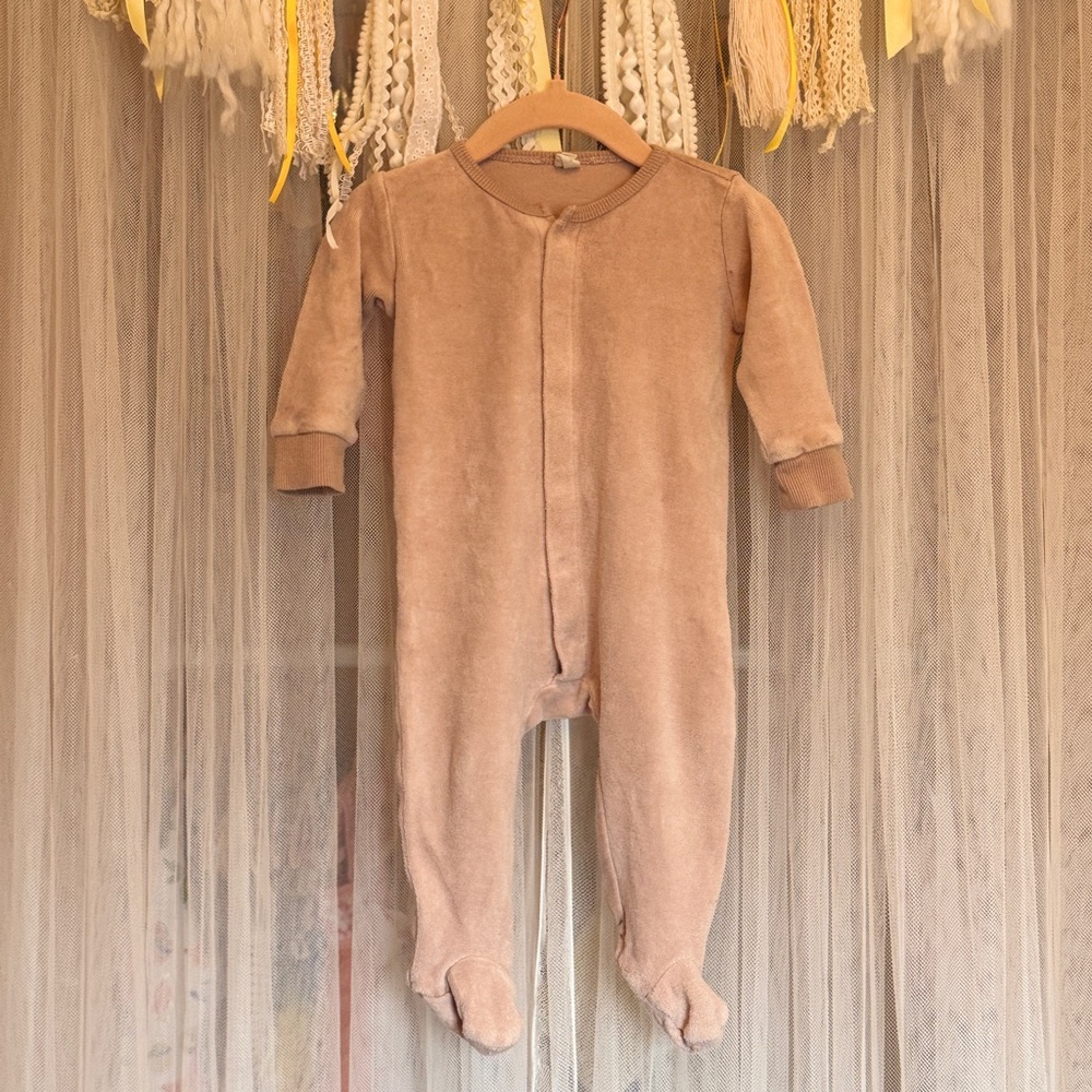 Quincy Mae Baby Footed One-Piece in Light Brown